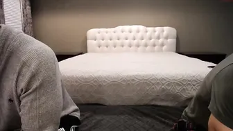 videoxxx imposing slut stiffens her cunt tight