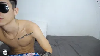 thepowerpuffgirls gorgeous young lady shows off her legs