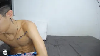 thepowerpuffgirls gorgeous young lady shows off her legs