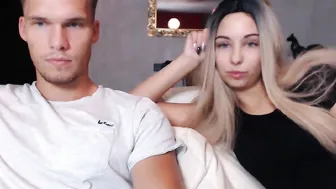 lovleycouplexxx big boobed babe dancing striptease