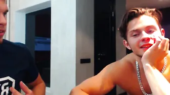 lovleycouplexxx busty babe caresses nipples