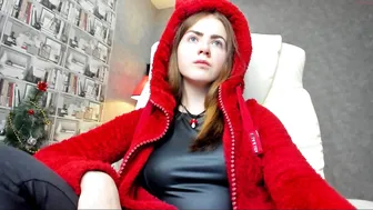 mad_sorceress great bitch wore a mask and fucks with a toy