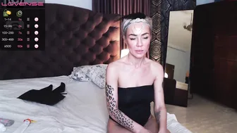 liza_blond_ delightful student takes off her clothes after class