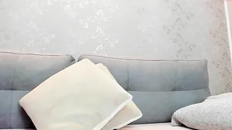 lovely_gigi mature aunt with big tits fucks pussy