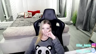 killer__tits nude cutie shows juicy charms