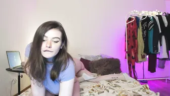 howtoreachorgasm luscious whore rubs boobs with oil