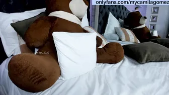 camilagomezz gorgeous babe dancing striptease