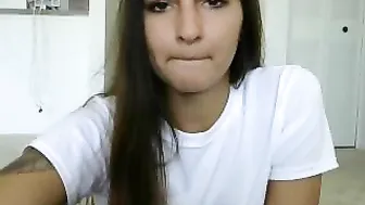 platoniczone crazy queen gently pulls the vagina