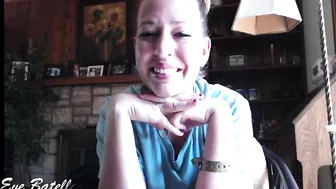 Eve Batelle matchless bitch seduces with big forms