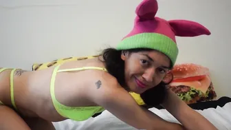 Aspen Snow Desirable chick