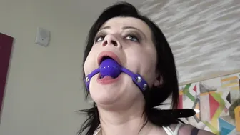 MsNadiaWhite amazing shows pussy