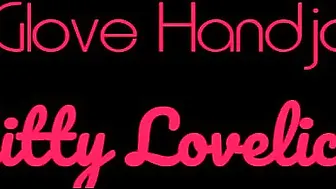 Kitty Lovelicks fantastic pulls its charms