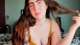 Lotusinthesun extravagant fucking dances with a long dildo