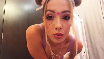 AmBITCHious horny nymph flirts in french