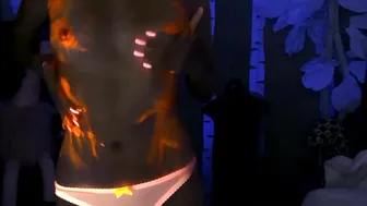 Aspen Snow Busty shlendra