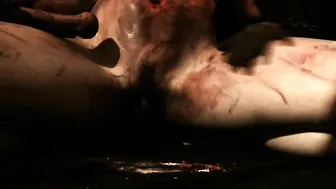 Alissa Noir Skinny bitch