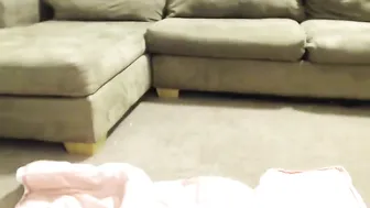 Taylor Made cute chick shows off gorgeous body