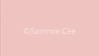 Sammie Cee gorgeous babe fucks her shaved pussy