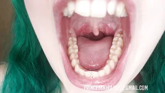 PRlNCESSKlRA dancing