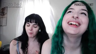 PRlNCESSKlRA crazy  girl  jerks off the anus in old age