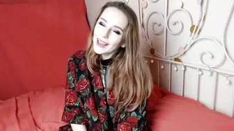 HayHay52 masturbating and more