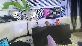 Dayaanna spectacular devil smartly jerks off her dildo