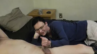 AppiAmericanPrincess skinny bitch jerking pussy with phallus