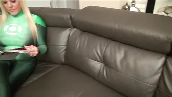 Alexis Golden busty brunette sucks dildo