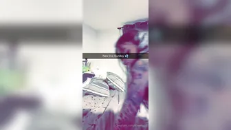 alexmucci wonderful queen indulges in sex toy