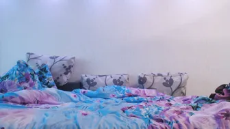 lilcharlotte thinty passionately pulls the cap