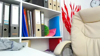 holy_crap Amazing babe relaxes her friend with a rubber phallus