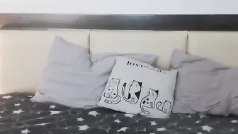 anibutler Naughty mare fucks her anus