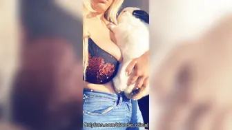 blondie_oficial cute busty bitch fingering