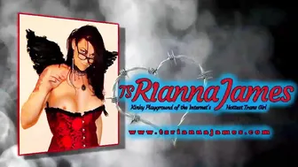 TsRiannaJames enjoying sex