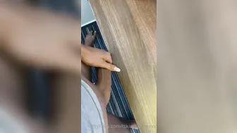 Kimber ardent slut seduces with a huge ass