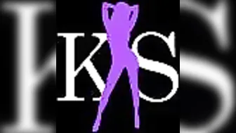 KSWifey hot bitch punches holes with fingers