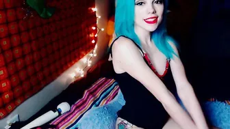 Kryska_Love Appetizing brunette