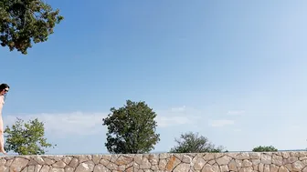 Lina attractive slut caresses shaved cunt