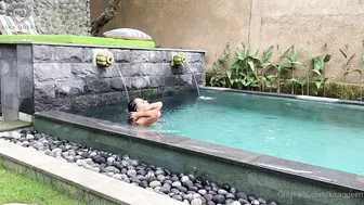 Kira pretty woman and her breasts