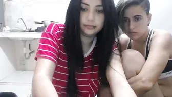 yazmin_sexy naughty mare fucks pussy sex machine