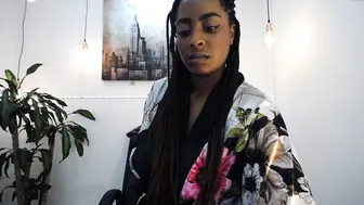 sweer_oshun Busty kurva