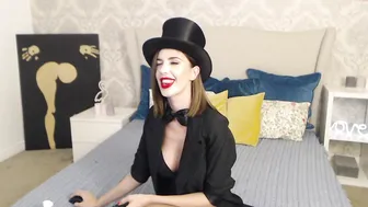 ingridnight cumming heavily before webcam