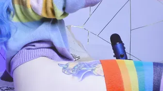 vero_kek sexy caresses shaved holes