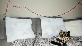 raaaaayraeeeee titty  cam girl  jerks off in  private e