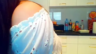 wearethebestinthissite whore babe masturbates pussy