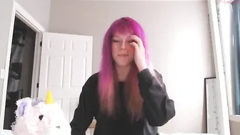 softrose crazy passion fingering shaved pussy