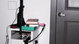 oftenelle black-haired handjob lying on the couch