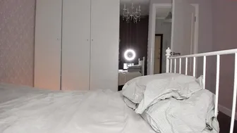 lolita_nabokova mature skin fucks itself with a phallus