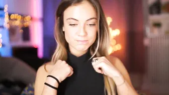 melodymate Olesya in a chair demonstrates a rich pussy masturbation