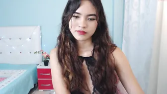 sofia44 cute lady undresses in front of the camera
